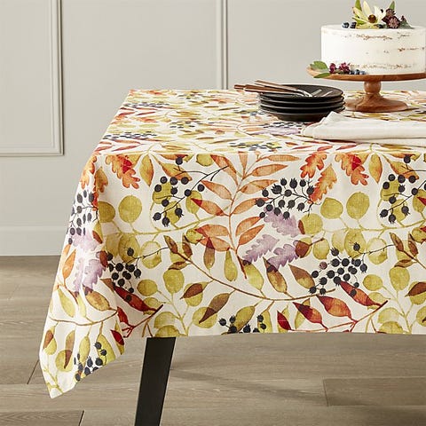 16 Best Thanksgiving Tablecloths - Stylish Fall Tablecloths and Runners