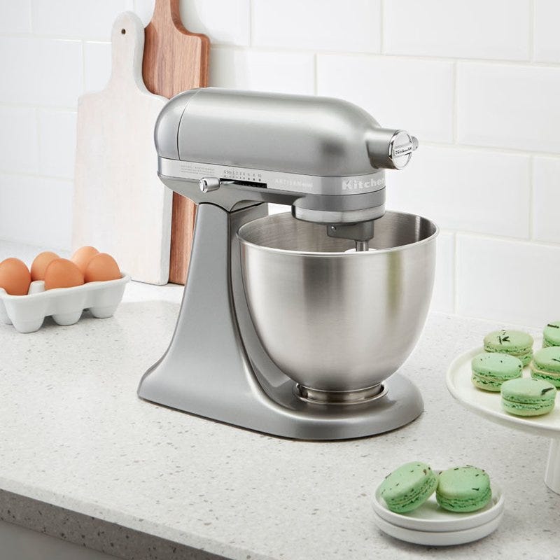 Kitchen Aid Tilt Head 1 Piece Pouring Shield for Sale in Miami, FL