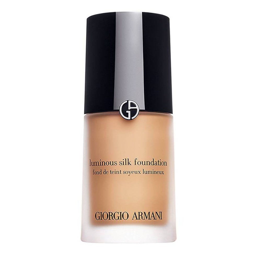 Why Meghan Markle Loves Giorgio Armani Luminous Silk Foundation