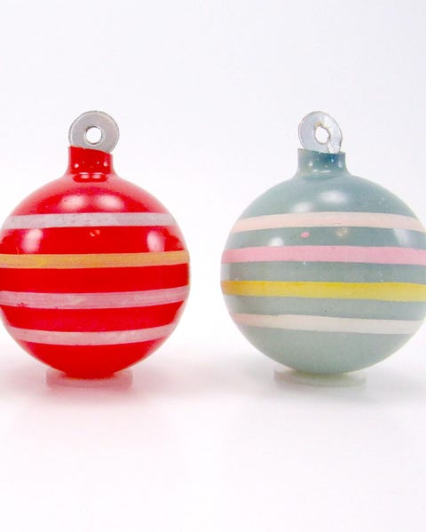 17 Vintage Christmas Decorations Ornaments Pictures Of Old 1 Of 17