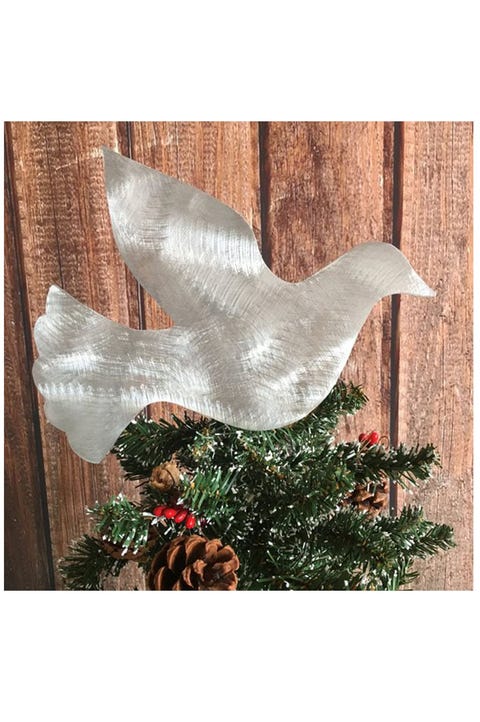20 Unique Christmas Tree Topper Ideas Chic Ways To Top A 20 Unique Christmas Tree Topper Ideas