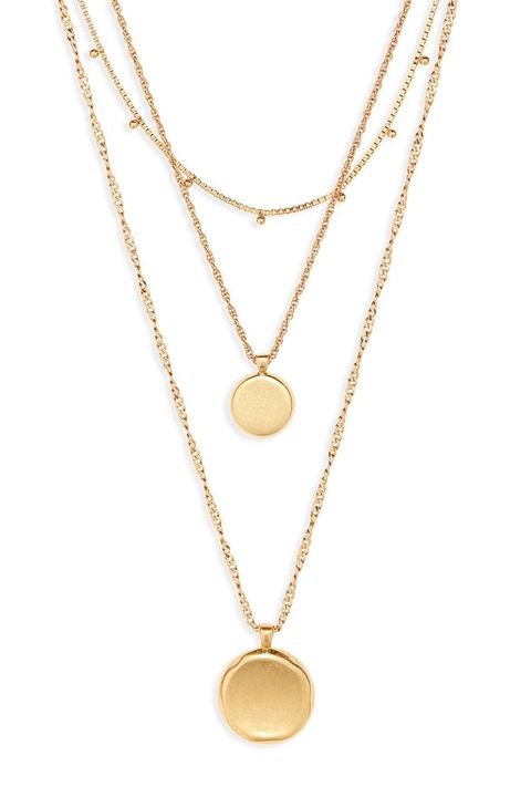 11 Best Gold Pendant Necklaces to Wear in 2018 - Trendy Gold Pendant ...