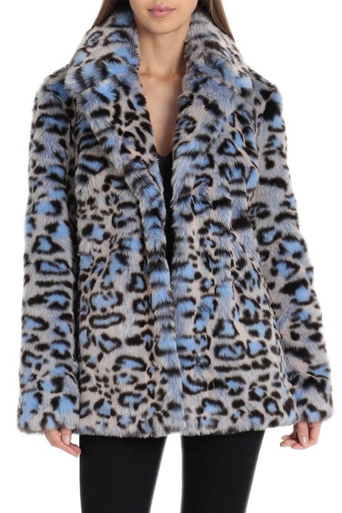 11 Trendy Faux Fur Coats for Women to Rock This Fall & Winter 2018 11 Trendy Faux Fur Coats for Women to Rock This Fall & Winter 2018
