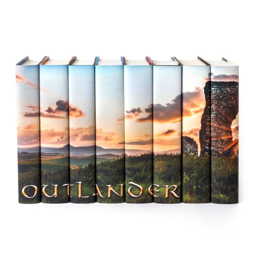 Outlander Hardcover Set