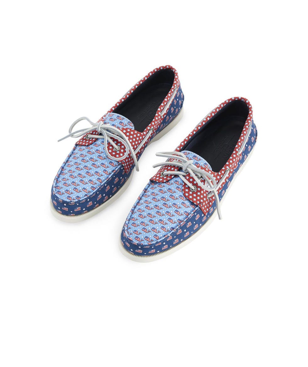 vineyard vines moccasins