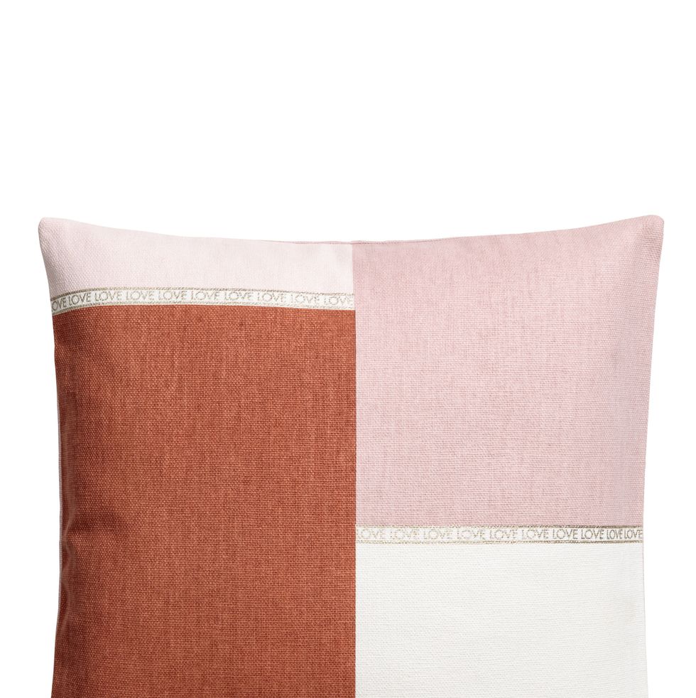 These Best-Selling Pillows Are Currently on Sale for $25 on