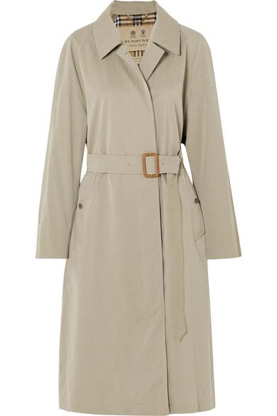 Meghan Markle Wears a Burberry Trench with Brandon Maxwell Dress in ...