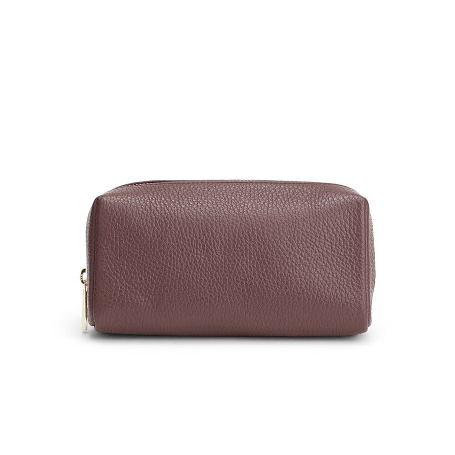 Cuyana and Daniel Martin's New Makeup Bag For Travel - Shop the Cuyana ...