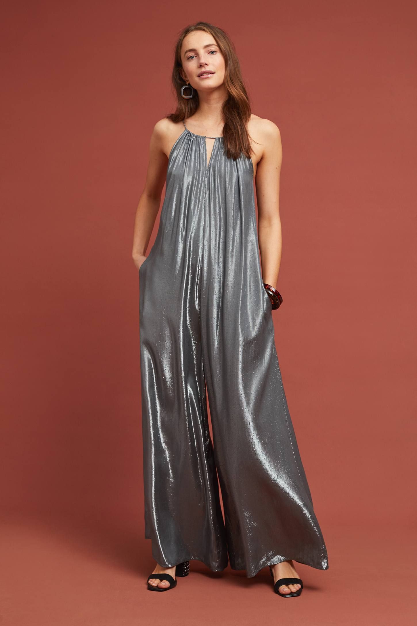 Surround Bathtub tile ideas pictures Western Country bridesmaid dresses, Outfits Trendy summer