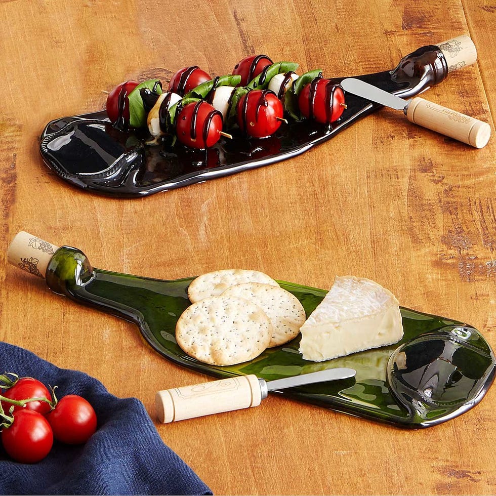 Wine Bottle Platter with Spreader