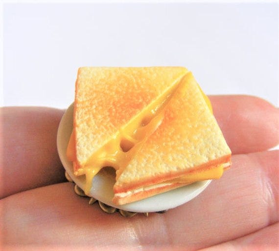 Grilled Cheese Ring