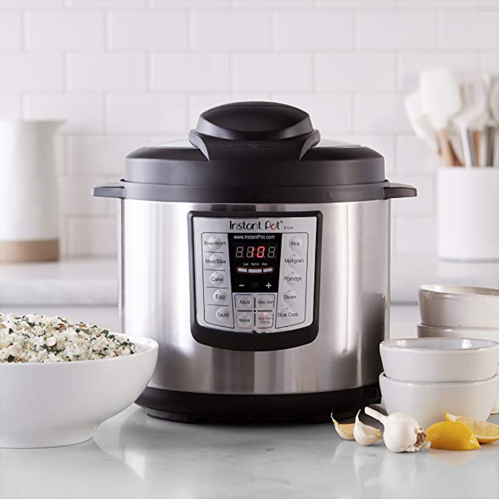 Multi-Use Programmable Pressure Cooker, Slow Cooker, Rice Cooker, Sauté, Steamer, and Warmer