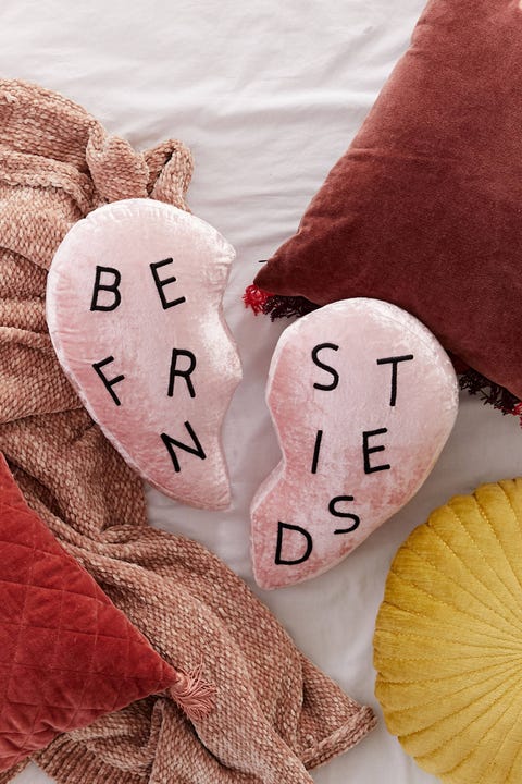 25 Best Friend Gifts For 2018 Cute Gift Ideas Your BFF Will Love