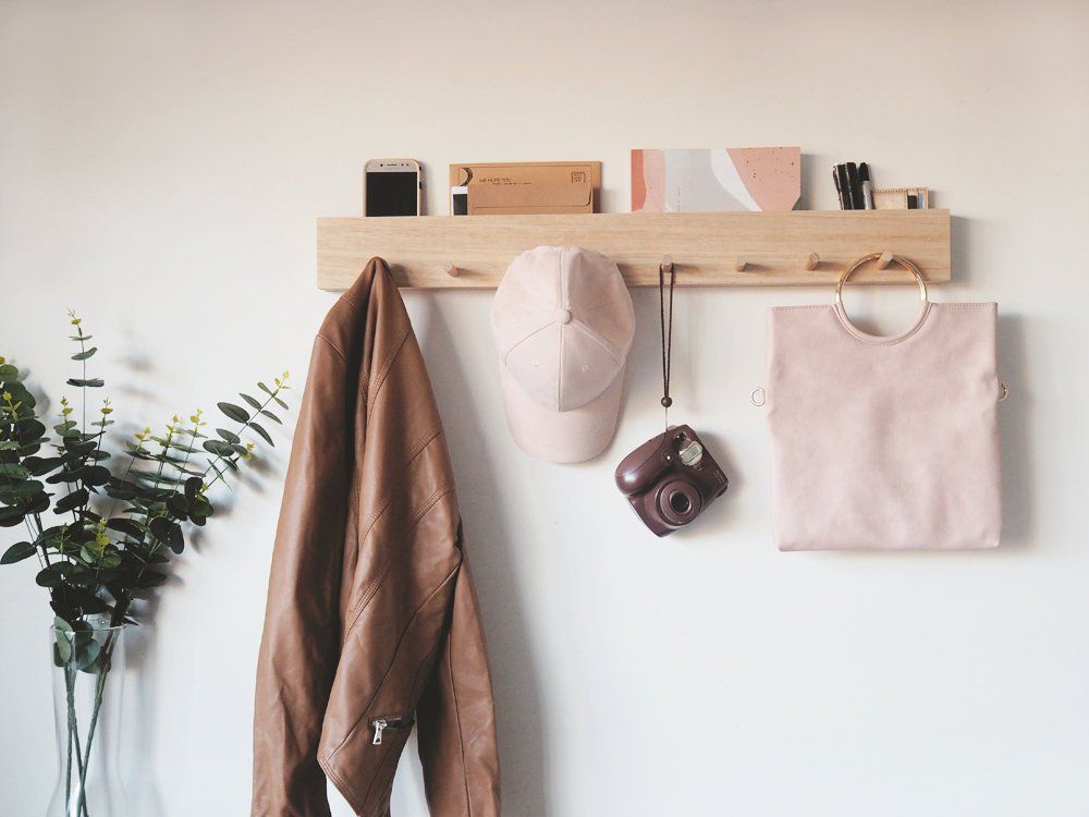 10 Stylish Entryway Organization Ideas, Best Way To Decorate A Coat Rack