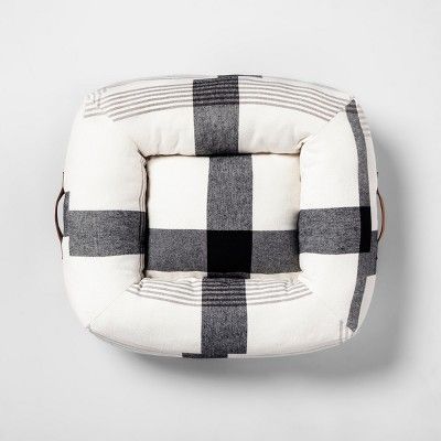 Pet White Plaid Holiday Bed