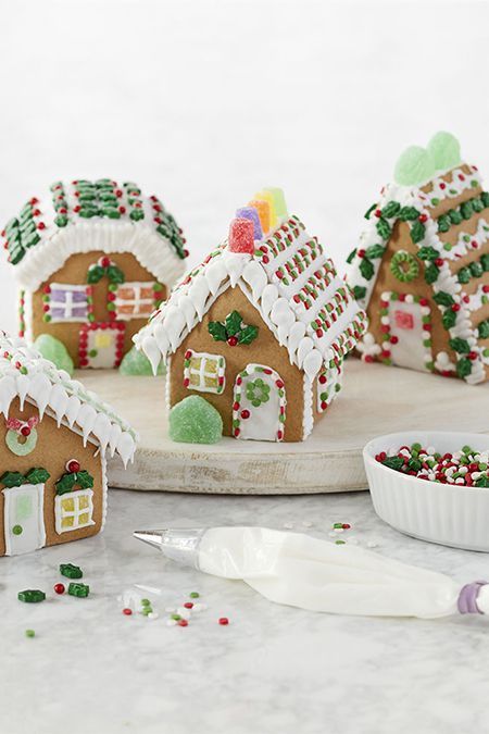 10 Best Gingerbread House Kits of 2021 - Where to Buy Gingerbread House ...