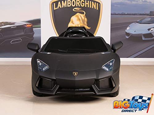 El lujoso auto Lamborghini (de Louis Vuitton) que Kylie Jenner acaba de  regalarle a Stormi Webster