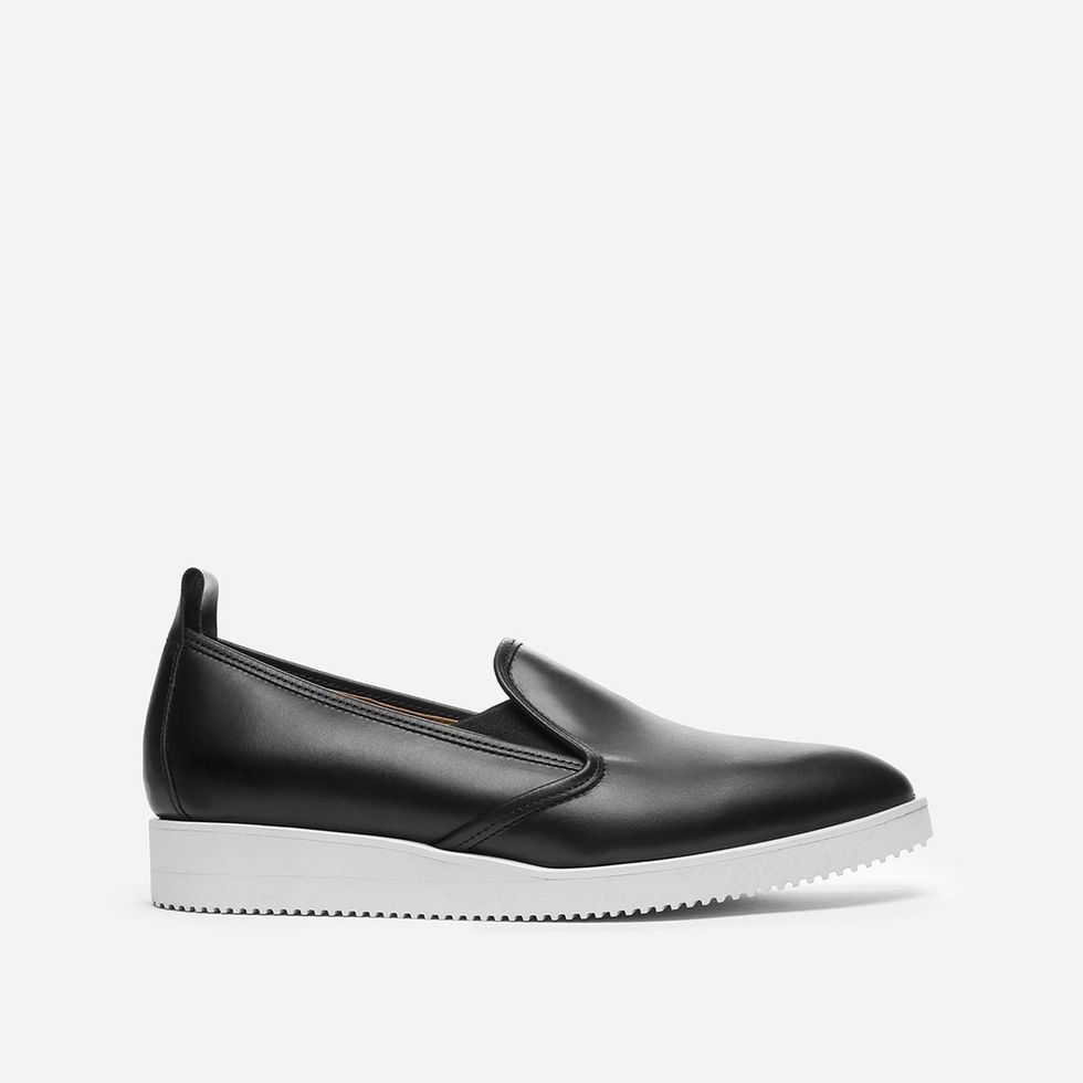 Everlane's 'Choose What You Pay' Sale Features Cheap, Comfortable Shoes