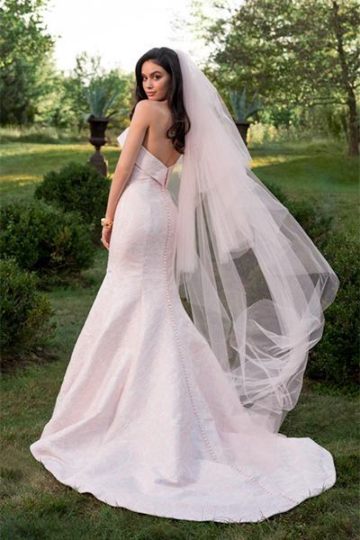Sheer V-neckline Lace Blush Pink Wedding Dress Tulle Skirt | Ballkjoler,  Bryllup dress, Brudebilder