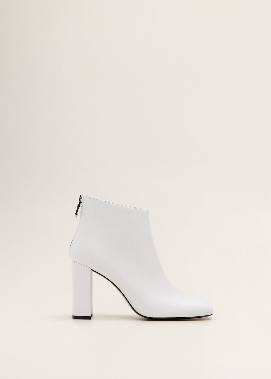 white boots spring 2019