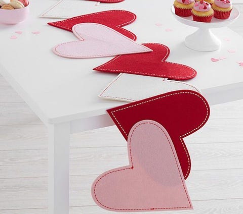 23 DIY Valentine's Day Decorations - Easy Valentines Day Decor Ideas