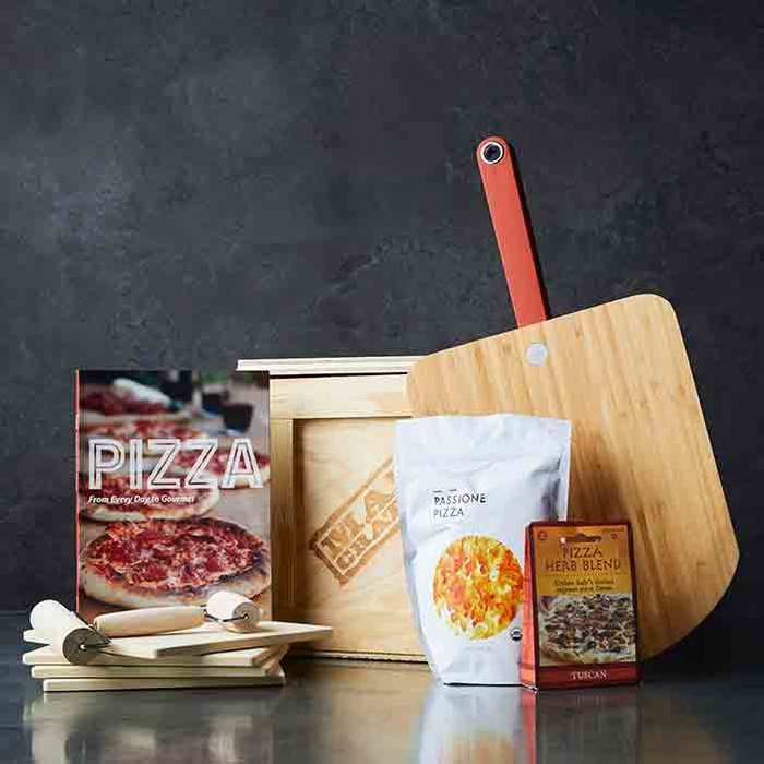 Man Crates Personalized Pizza Grilling Crate