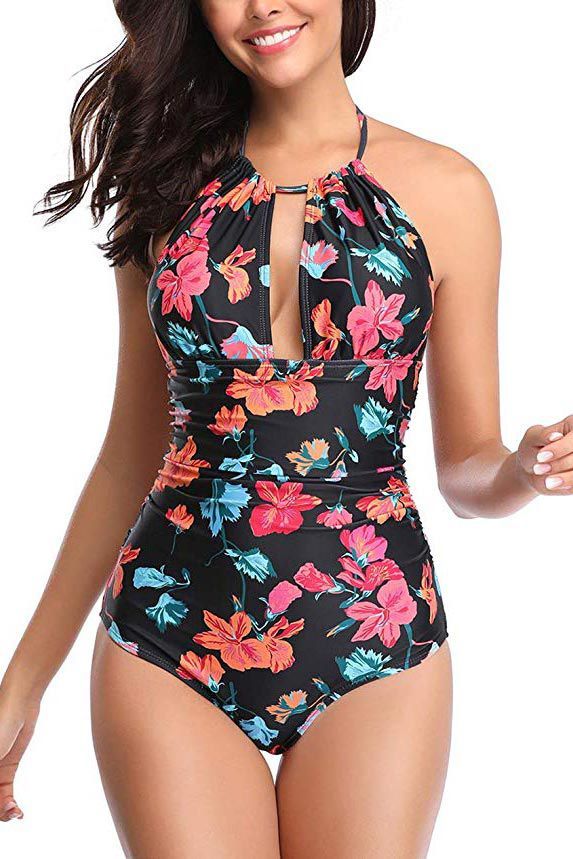 15 Slimming Swimsuits - Best Figure 