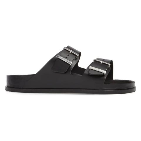 25 Best Sandals For Men 2020 Men S Flip Flops And Sandal Slides
