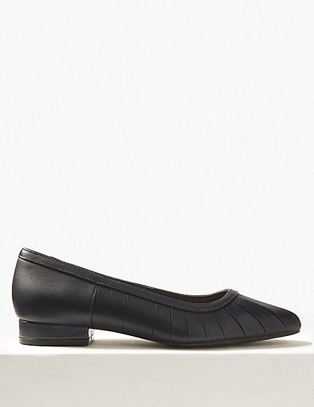 m&s extra wide shoes