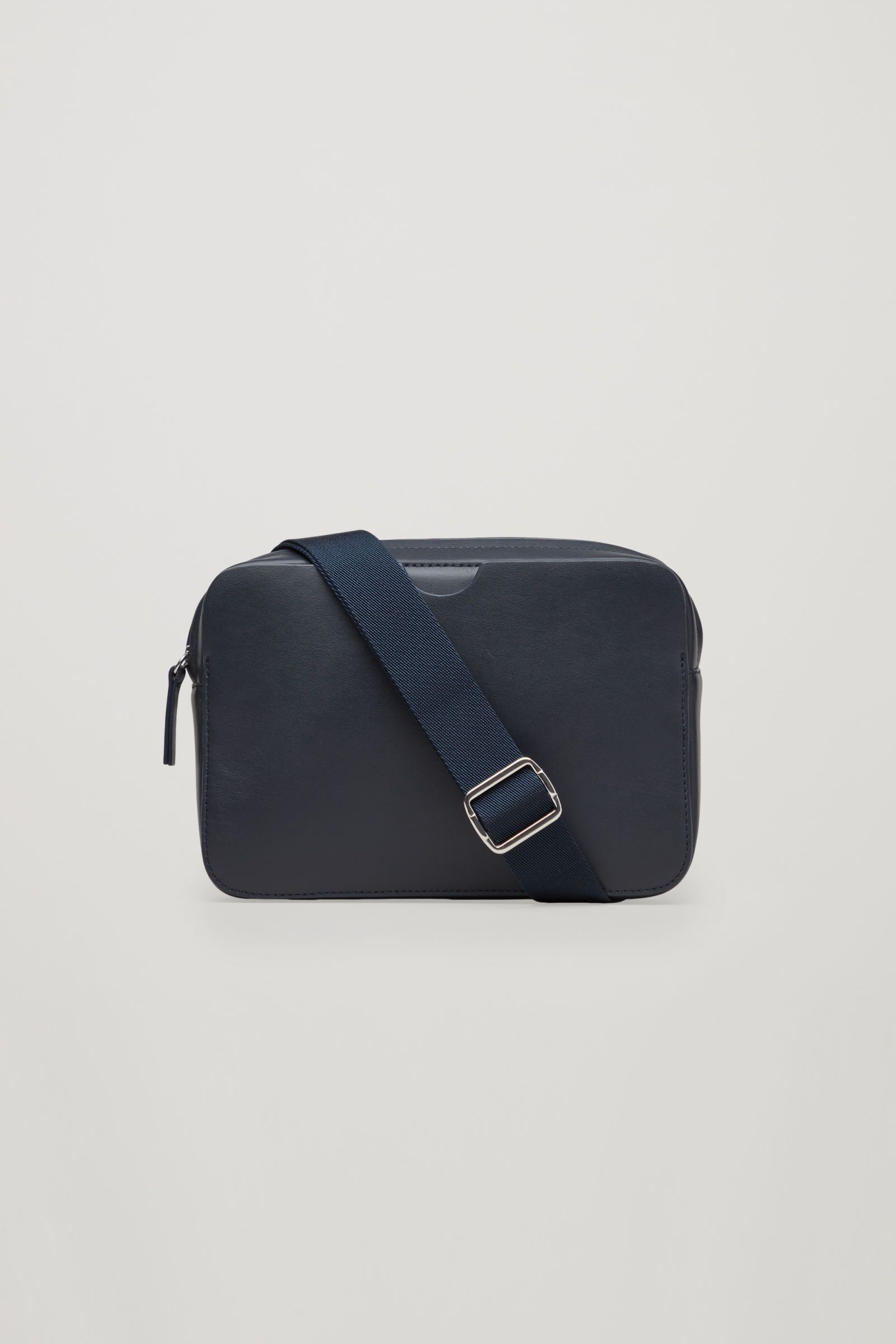 Cos on sale multifunctional bag