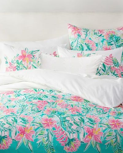 Jungle Lilly Duvet Cover