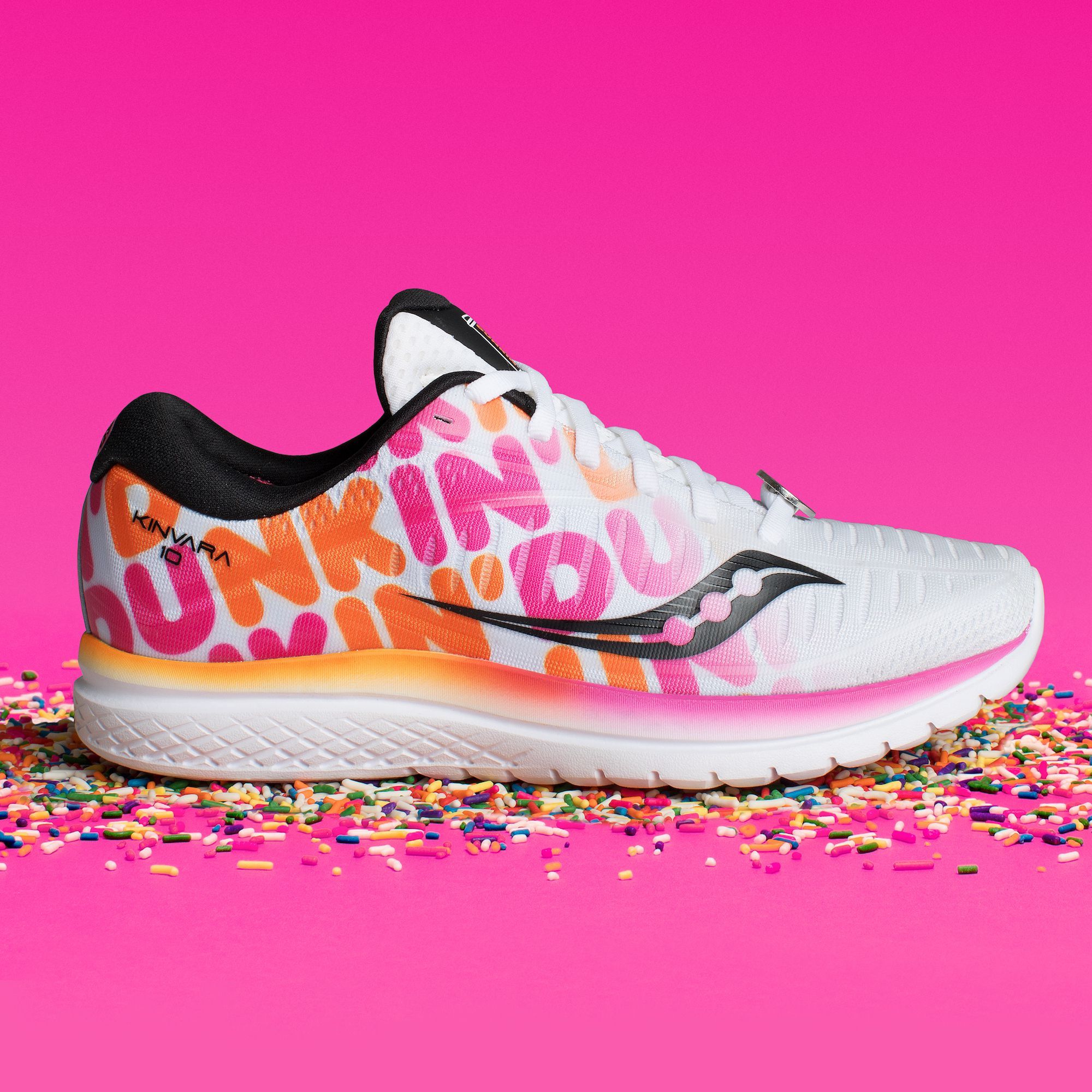 Dunkin' Saucony Sneaker Boston Marathon 2019 Donuts Shoe