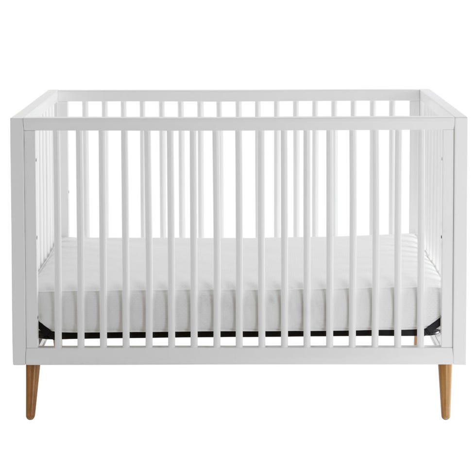 Kolcraft Roscoe 3-in-1 Convertible Crib