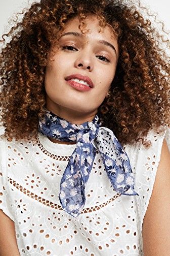 6 Cute Ways to Style Silk Scarves This Spring