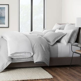 What Is A Duvet Cover Duvet Vs Comforter