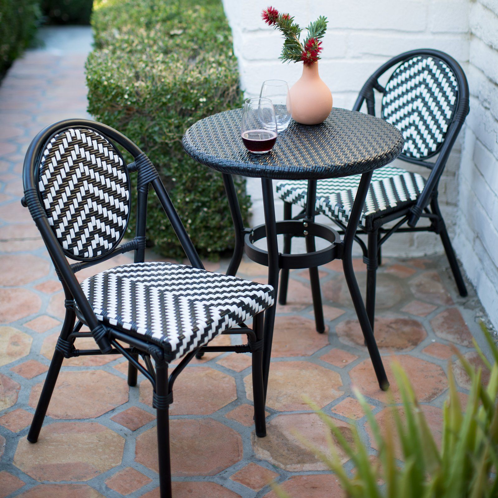 target outdoor tables and chairs