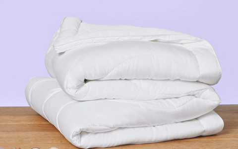 10 Best Cooling Comforters for Hot Sleepers 2019