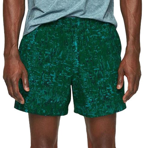 17 Best Gym Shorts For Men 2019 Summer Workout Fitness Clothes 17 Best Gym Shorts For Men 2019 Summer Workout Fitness Clothes