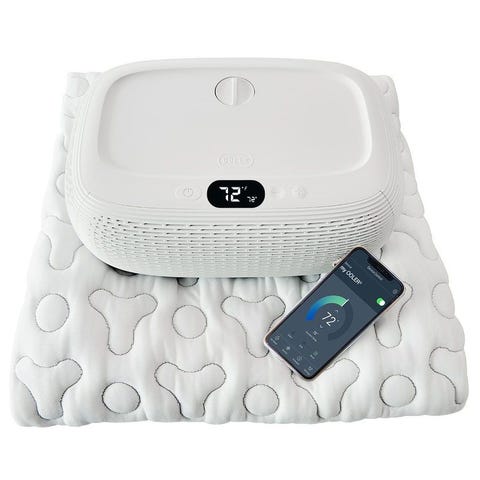 1558552717 ooler sleep system 1558552684.jpg?crop=0 - 8 Best Cooling Mattress Pads and Toppers, According to Bedding Experts