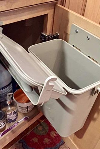 Composting made easier with an in-sink bin - Springwise