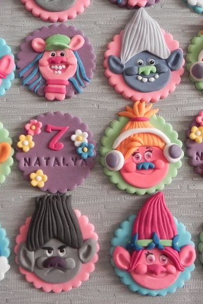 Trolls-Inspired Fondant Cupcake Toppers