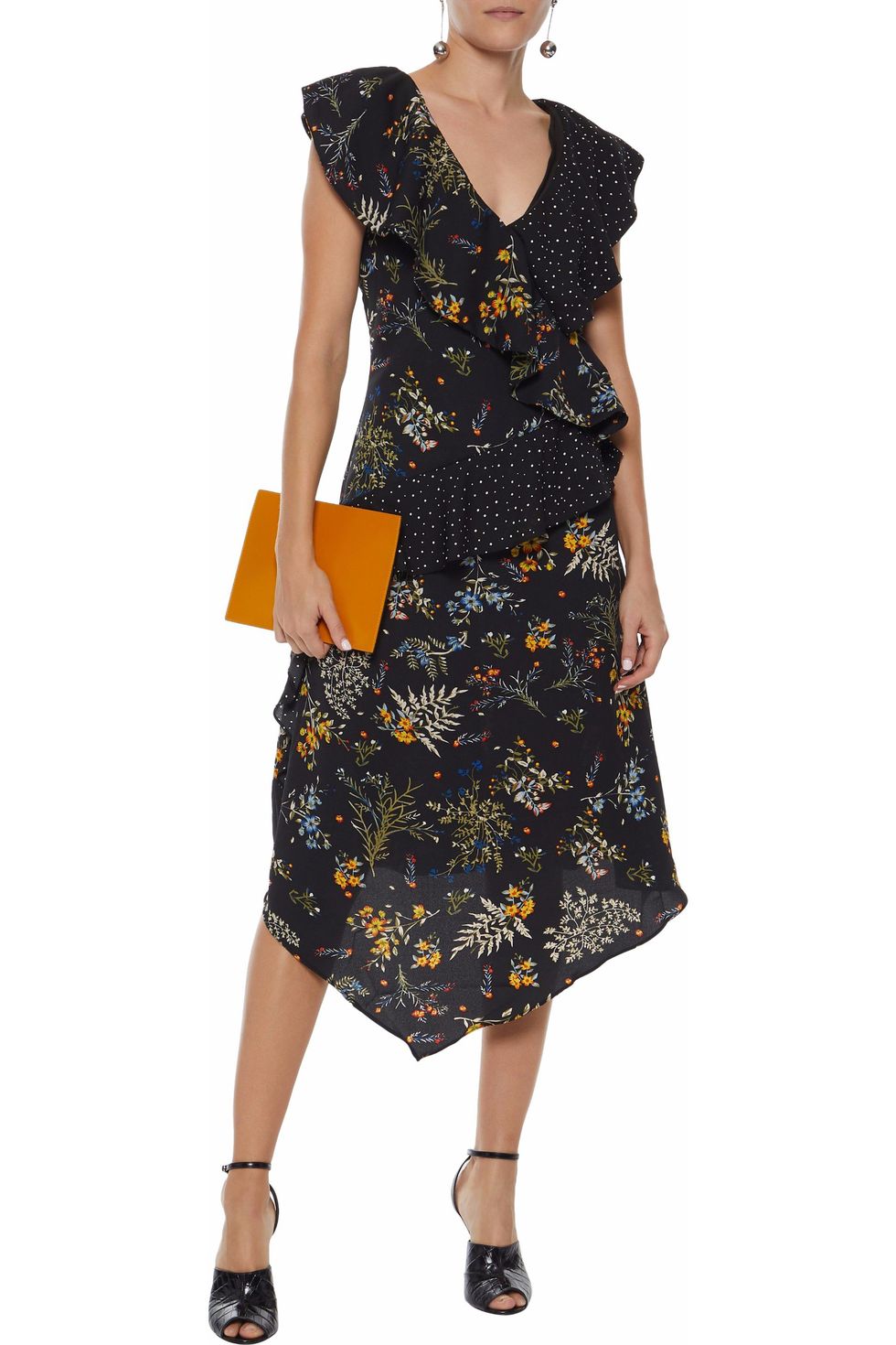15 Fall Wedding Guest Dresses - What to Wear to a Fall Wedding