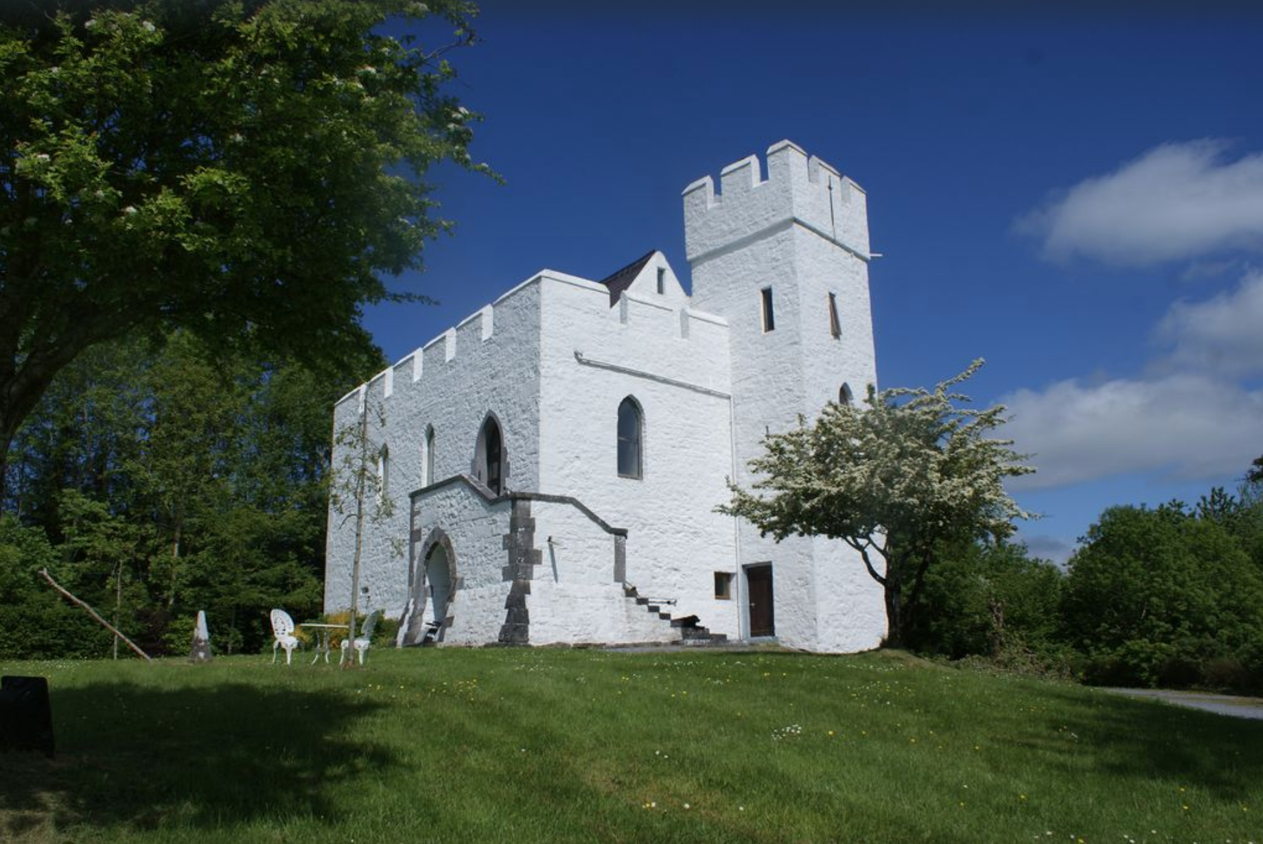 13th Century Lakeside Castle