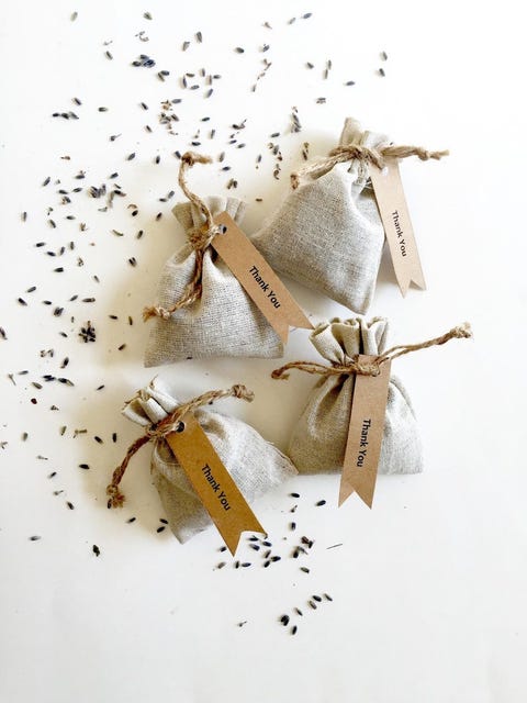 20 Fall Wedding Favors - Cheap Wedding Favor Ideas for Fall