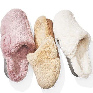 Featured image of post Womens Fuzzy Slippers Canada : Average rating:1out of5stars, based on1reviews1ratings.