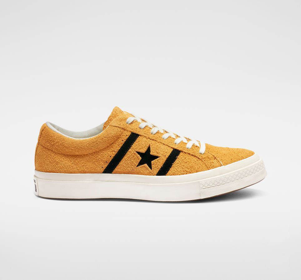Converse One Star Academy Low-Top Sneaker