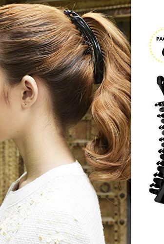 1980s-style banana hair clips are making a comeback