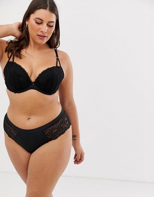Curve Lace Plunge Bra 