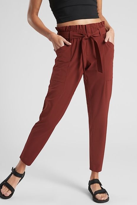 women's travel pants with zipper pockets