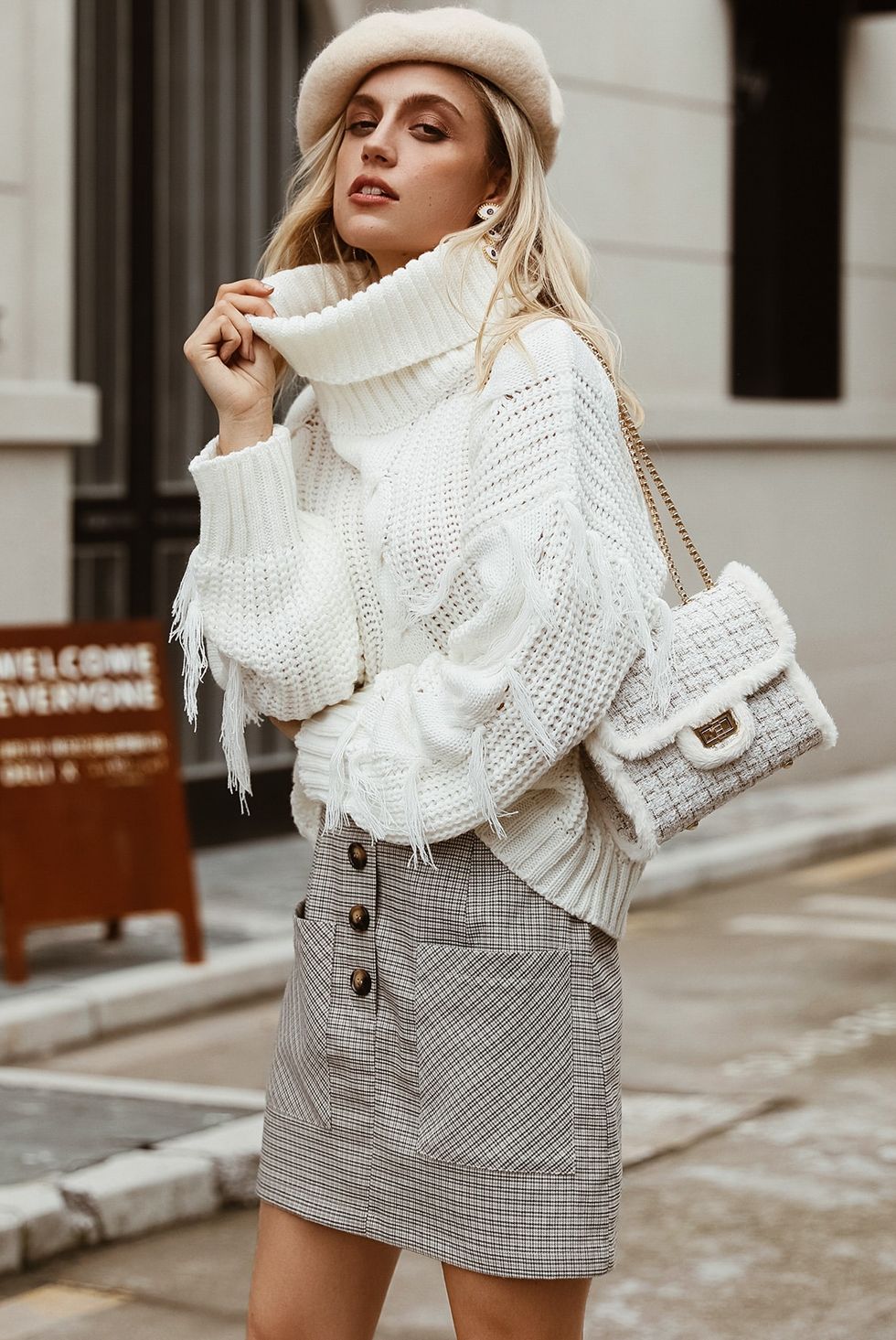 25 Cute Winter White Outfits — Winter White Fashion Trend 2019
